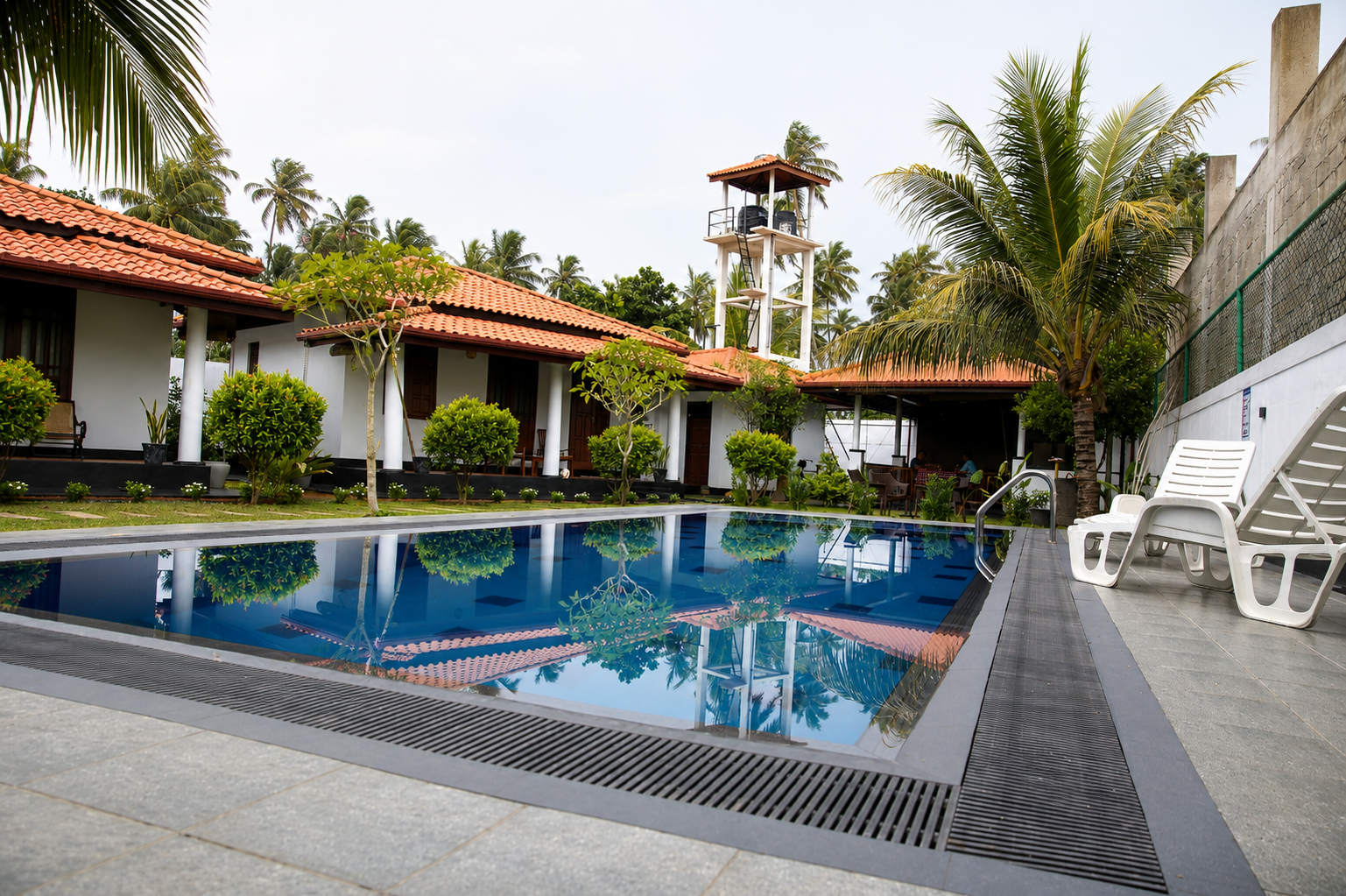 Private Swimming Pool Length View